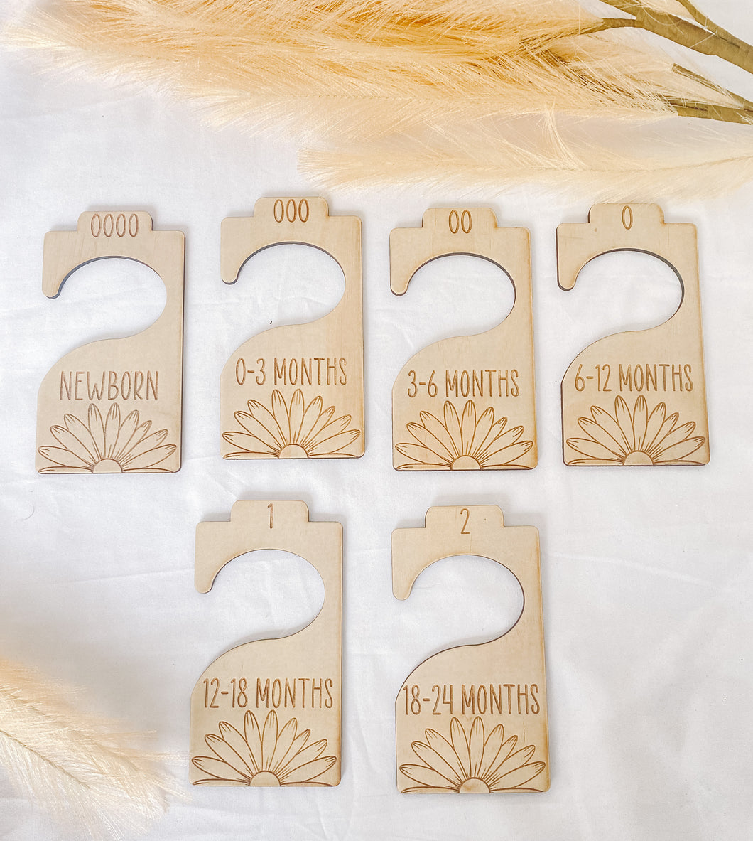 Daisy wardrobe dividers