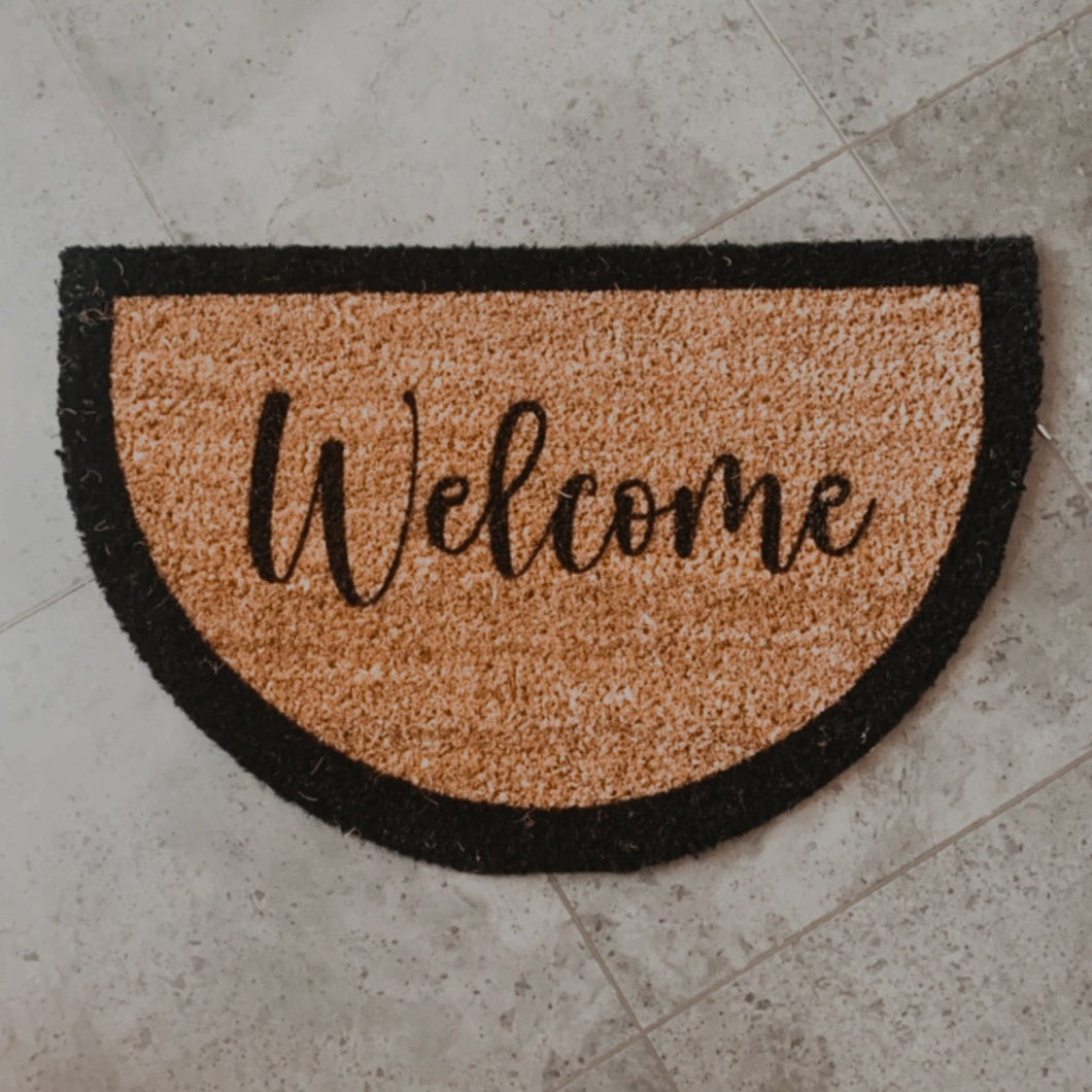 Arch door mat