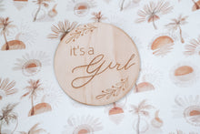 Load image into Gallery viewer, Gender reveal Announcement Plaque
